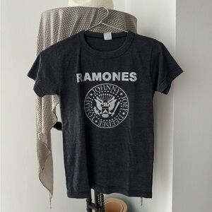 Vintage Y2K Ramones Baby Tee Shirt Gray USA Womens - S